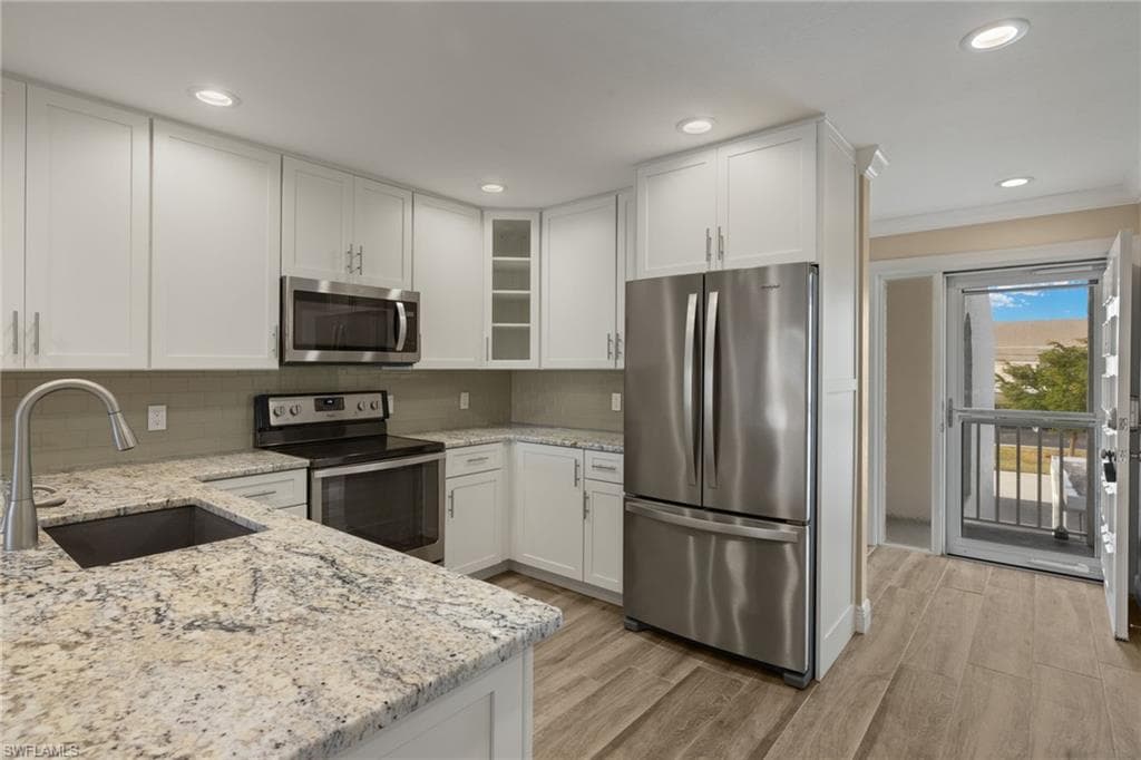 4541 SE 5th PL # 207, CAPE CORAL FL 33904-14