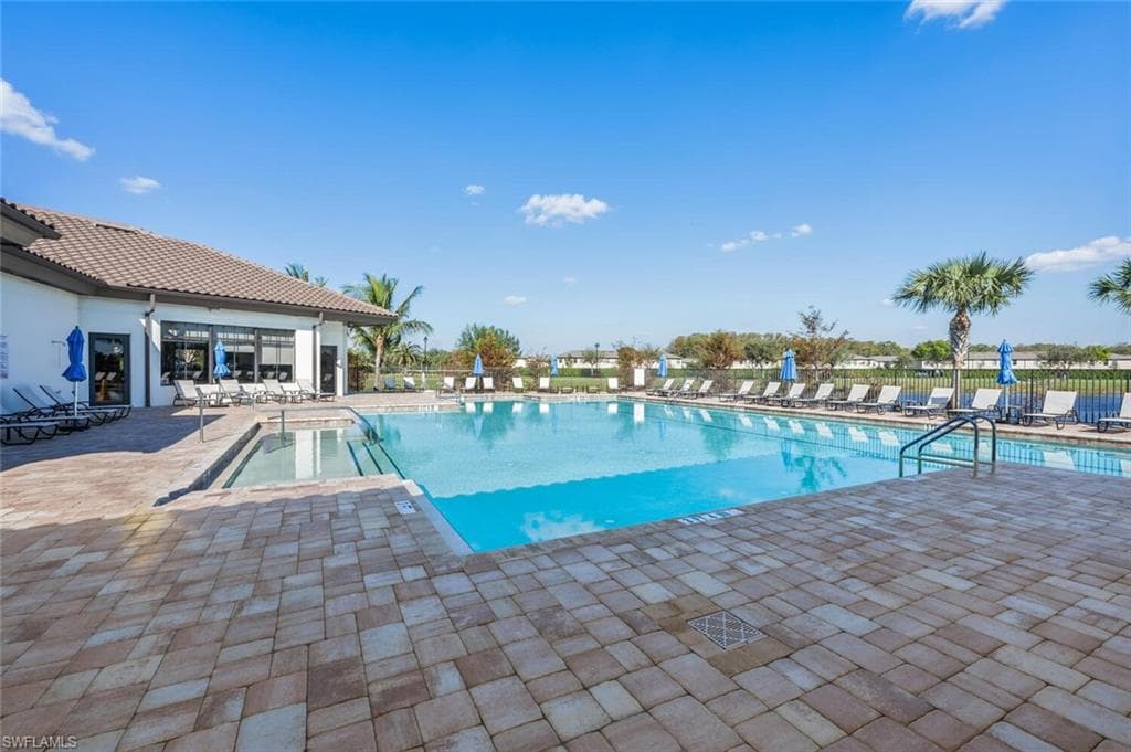 14195 Oviedo PL-35