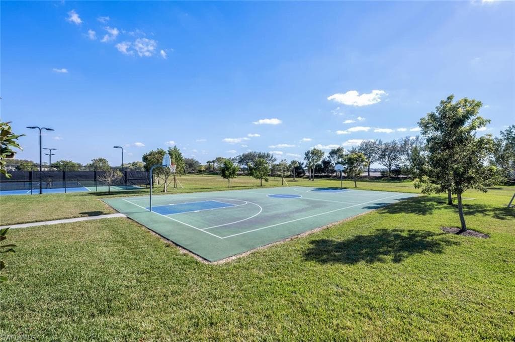 14195 Oviedo PL-39