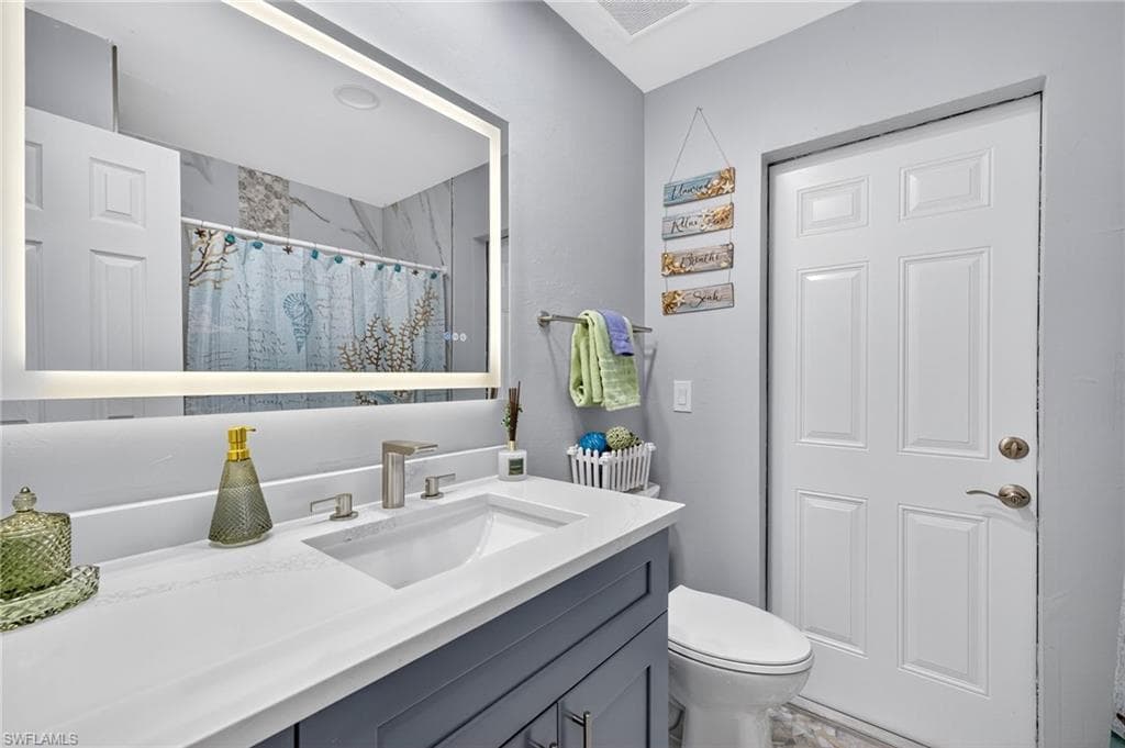 720 Durion CT, SANIBEL FL 33957-23