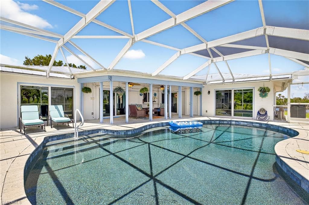 720 Durion CT, SANIBEL FL 33957-29