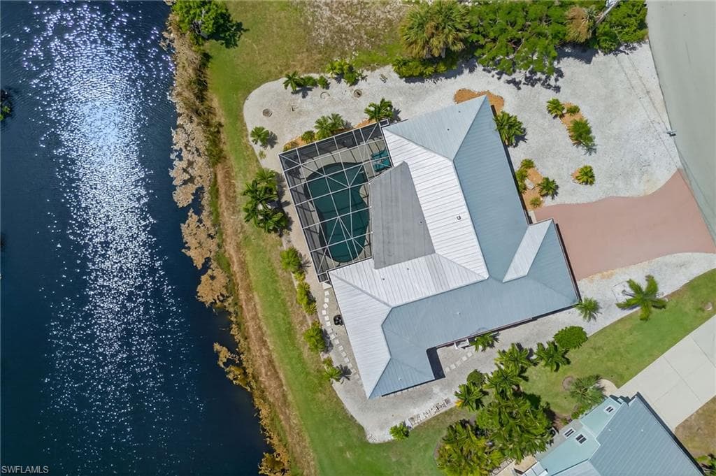 720 Durion CT, SANIBEL FL 33957-33