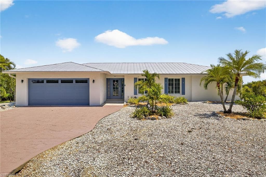 720 Durion CT, SANIBEL FL 33957-43