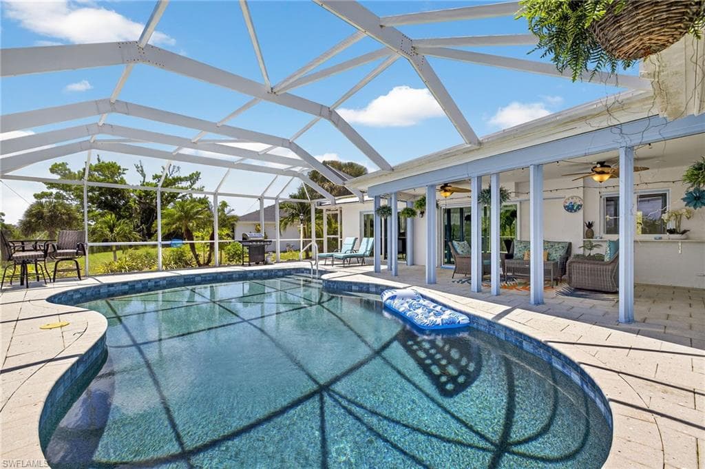 720 Durion CT, SANIBEL FL 33957-30