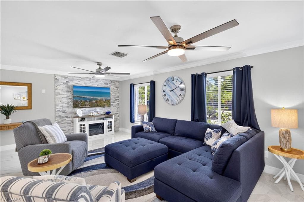 720 Durion CT, SANIBEL FL 33957-3