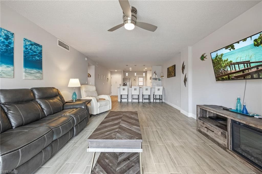 1766 Cape Coral PKWY E # 109, CAPE CORAL FL 33904-13