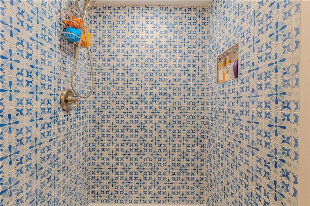 870 Meadowland DR # C, NAPLES FL 34108-10