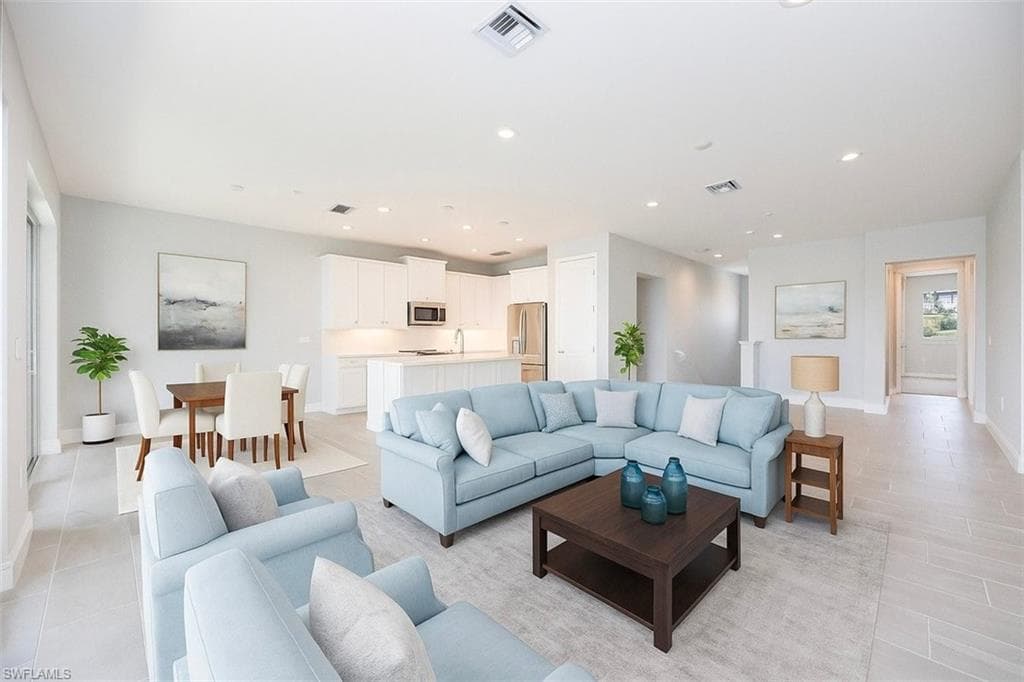 2633 Seychelles CIR # 2307, NAPLES FL 34112-1