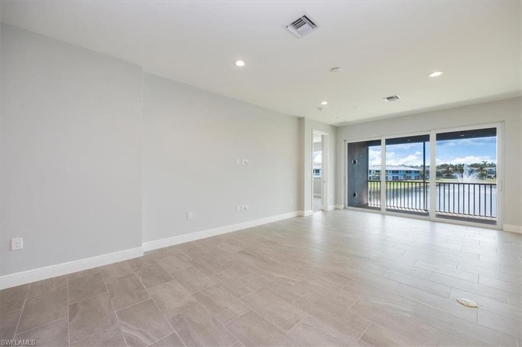 2633 Seychelles CIR # 2307, NAPLES FL 34112-5