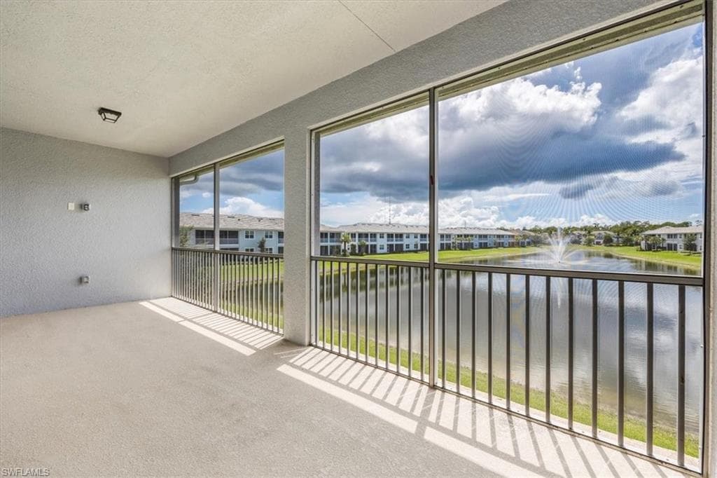 2633 Seychelles CIR # 2307, NAPLES FL 34112-21