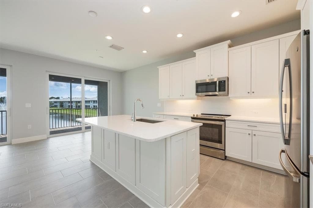 2633 Seychelles CIR # 2307, NAPLES FL 34112-6