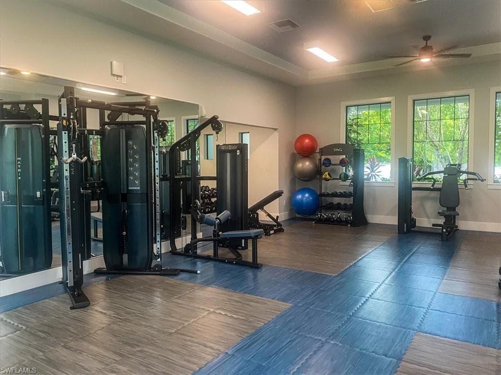 2633 Seychelles CIR # 2307, NAPLES FL 34112-27