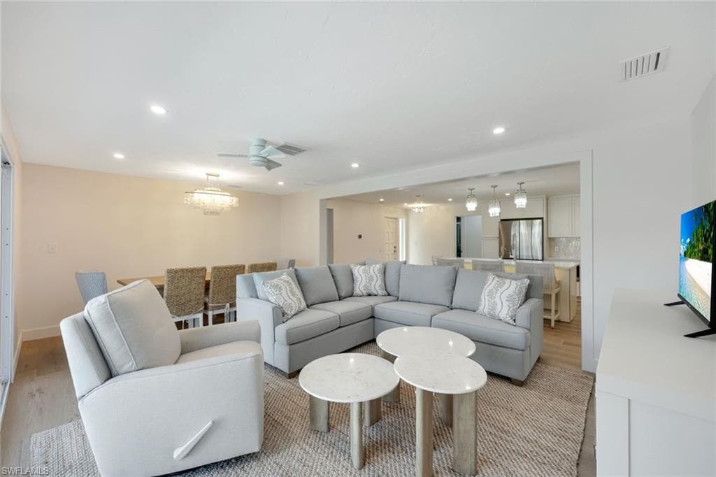 707 Durion CT, SANIBEL FL 33957-5