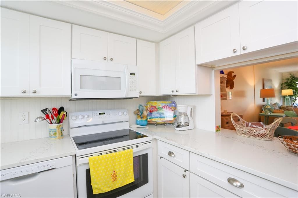 401 Charlemagne BLVD # C104, NAPLES FL 34112-13