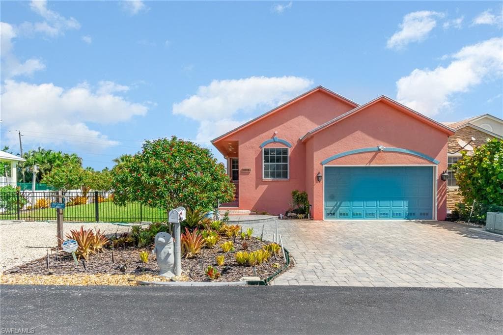 6070 Waterway Bay DR, FORT MYERS FL 33908-4