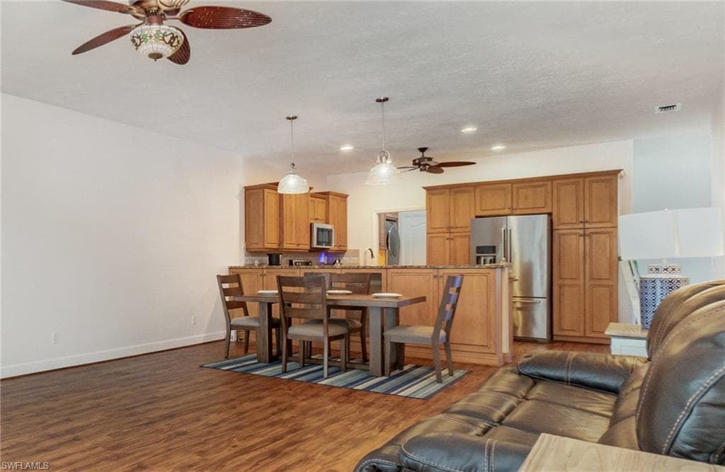 6070 Waterway Bay DR, FORT MYERS FL 33908-8