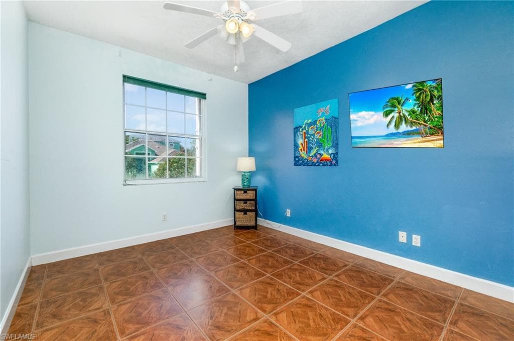 6070 Waterway Bay DR, FORT MYERS FL 33908-14