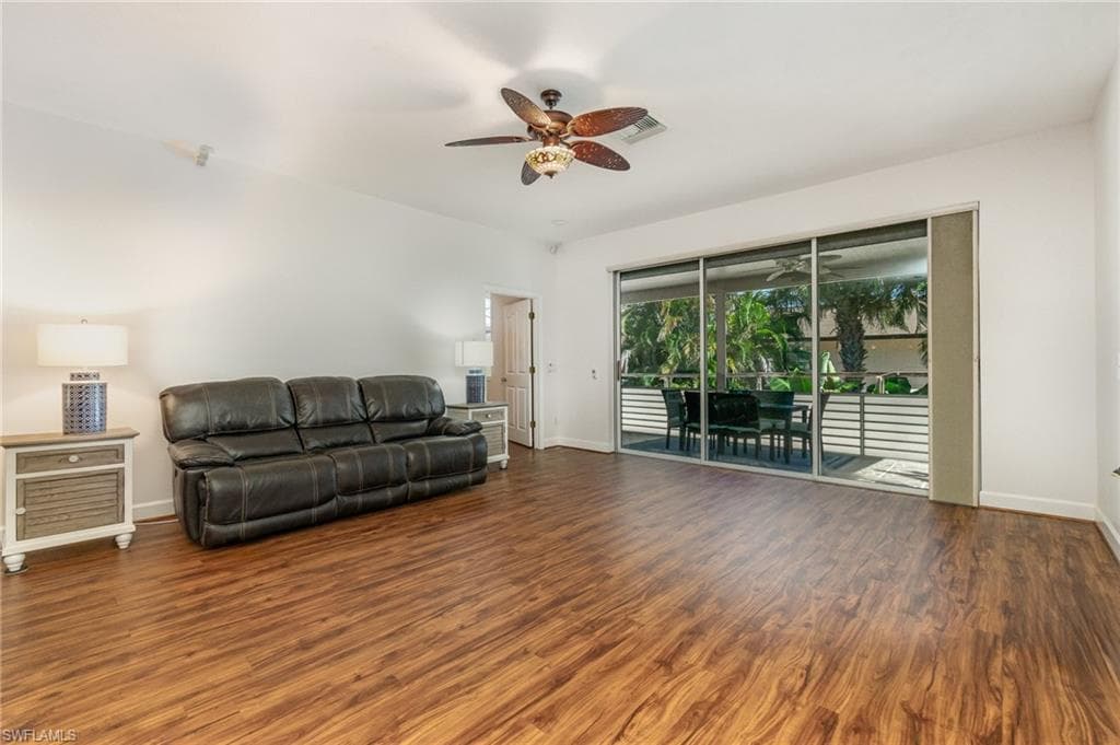 6070 Waterway Bay DR, FORT MYERS FL 33908-10