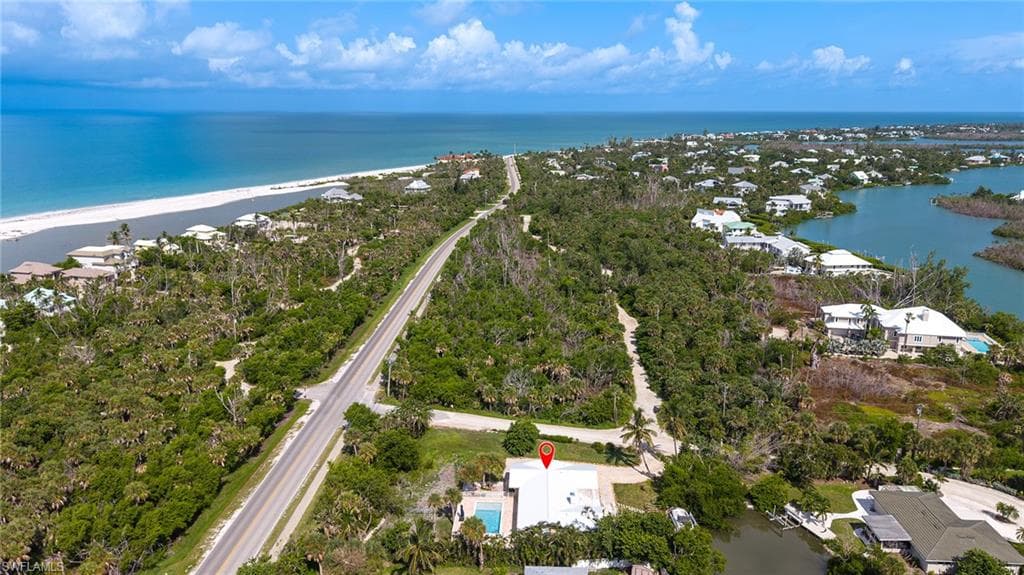 5885 Pine Tree DR, SANIBEL FL 33957-2