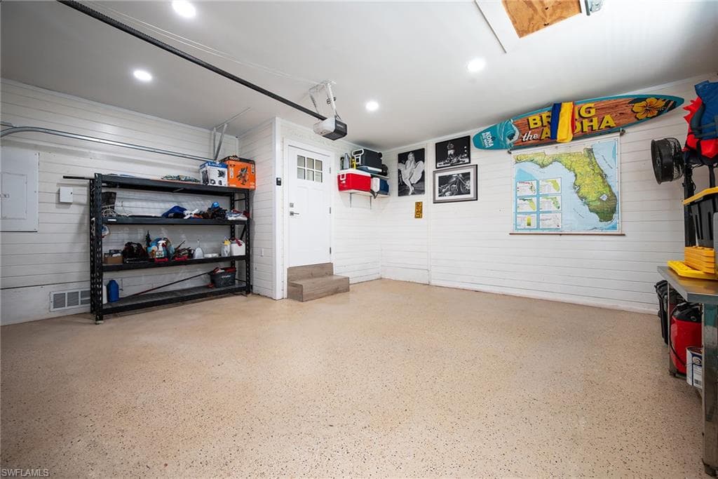 5885 Pine Tree DR, SANIBEL FL 33957-35