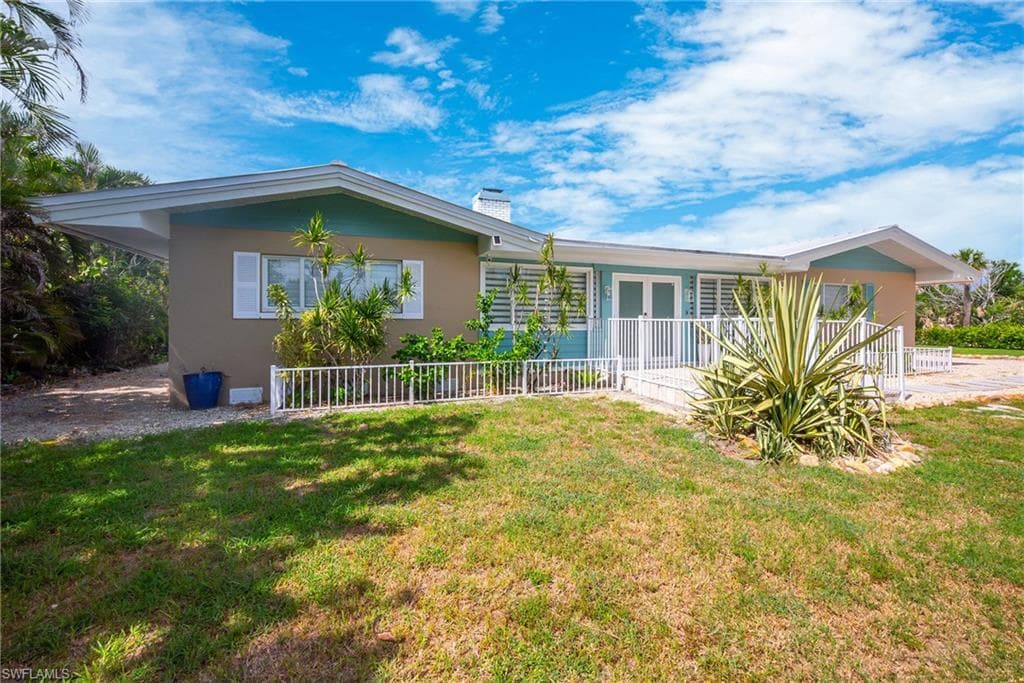 5885 Pine Tree DR, SANIBEL FL 33957-9