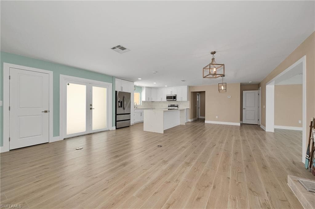 5885 Pine Tree DR, SANIBEL FL 33957-17