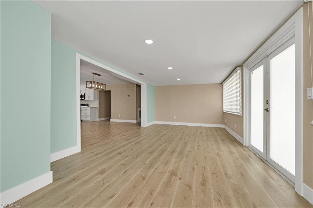 5885 Pine Tree DR, SANIBEL FL 33957-14