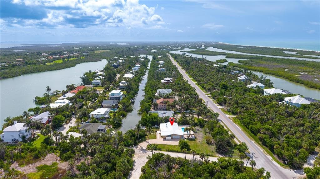 5885 Pine Tree DR, SANIBEL FL 33957-3