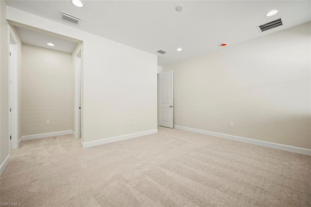 3369 Meloy DR, FORT MYERS FL 33905-19