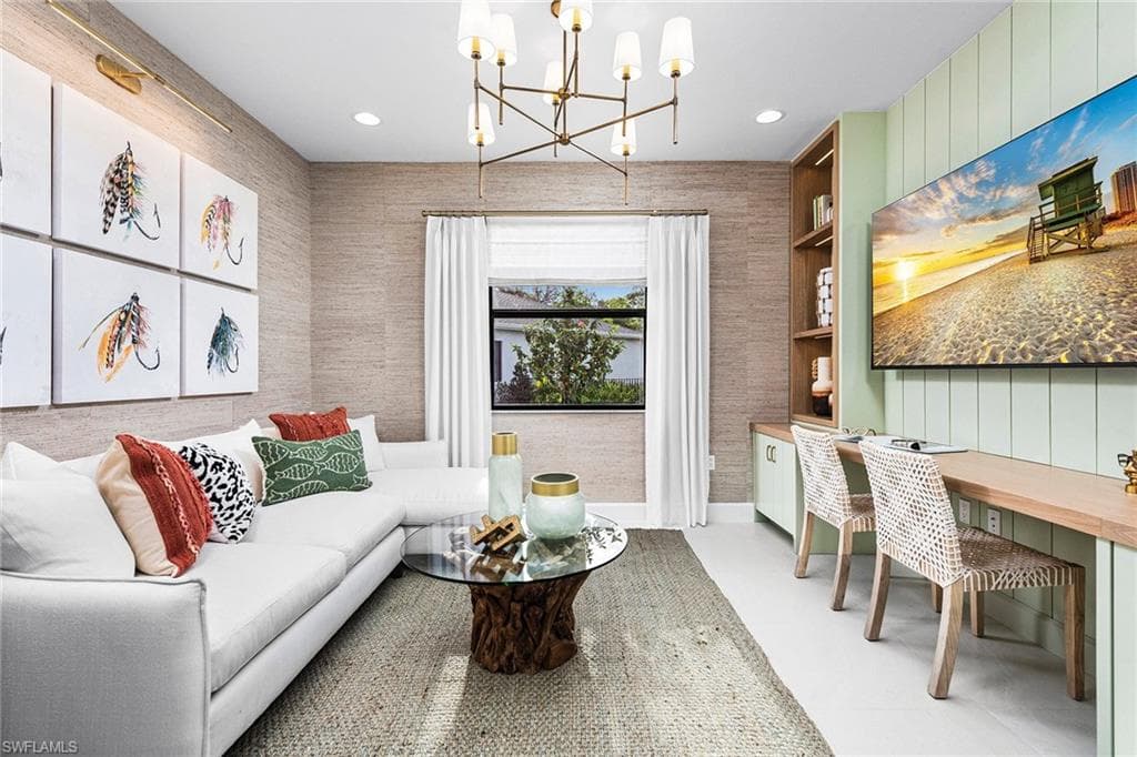 3369 Meloy DR, FORT MYERS FL 33905-32