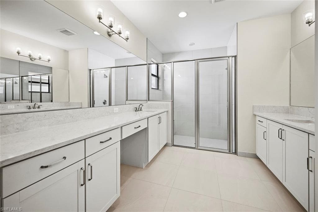 3369 Meloy DR, FORT MYERS FL 33905-20