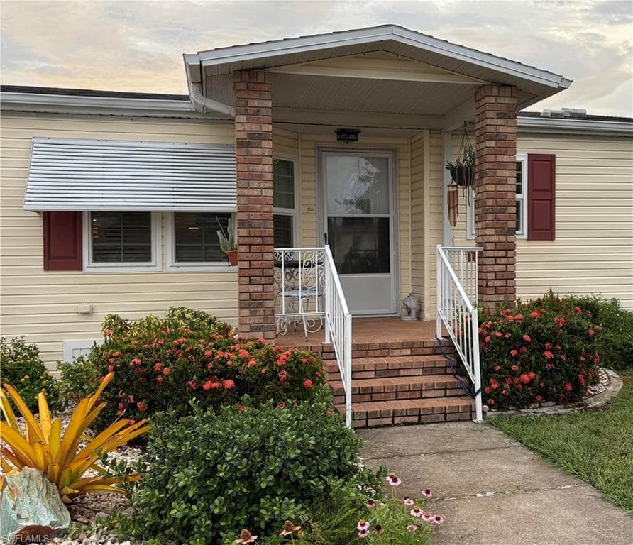 19863 Eagle Trace CT, NORTH FORT MYERS FL 33903-2