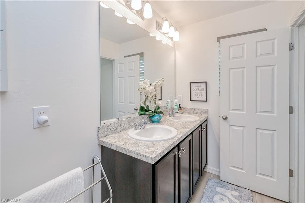 6341 Brant Bay BLVD # 106, NORTH FORT MYERS FL 33917-21