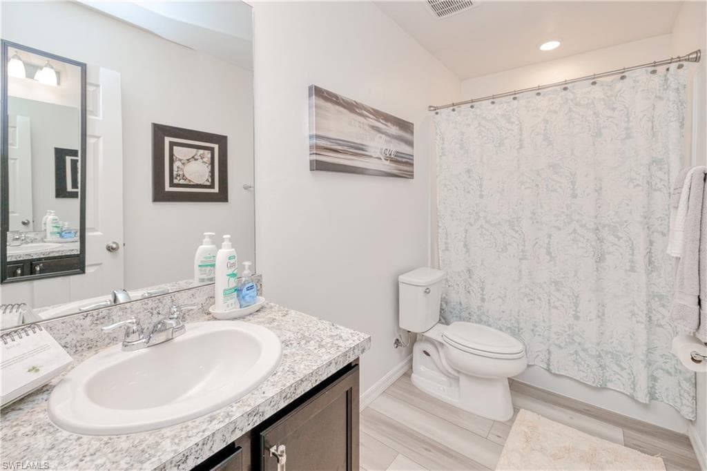 6341 Brant Bay BLVD # 106, NORTH FORT MYERS FL 33917-24