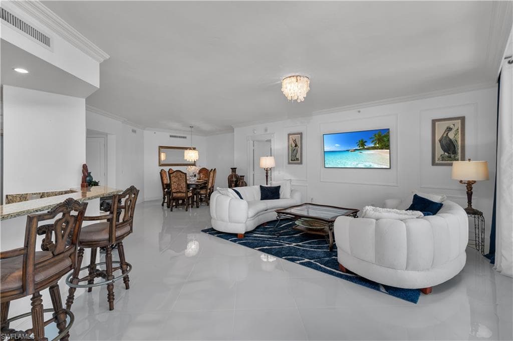 1060 Borghese LN # 204, NAPLES FL 34114-8