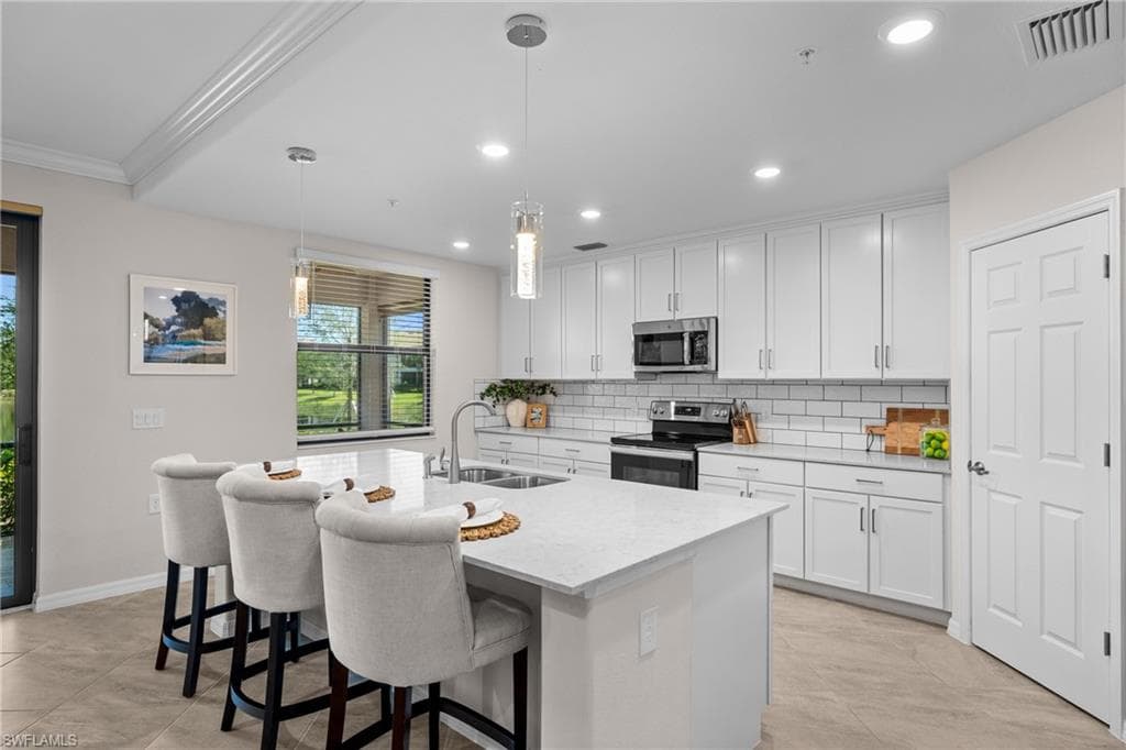 2357 Anguilla DR # 102, NAPLES FL 34120-4