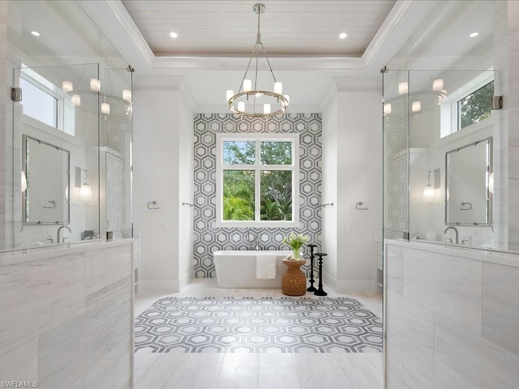 208 Hickory RD, NAPLES FL 34108-26