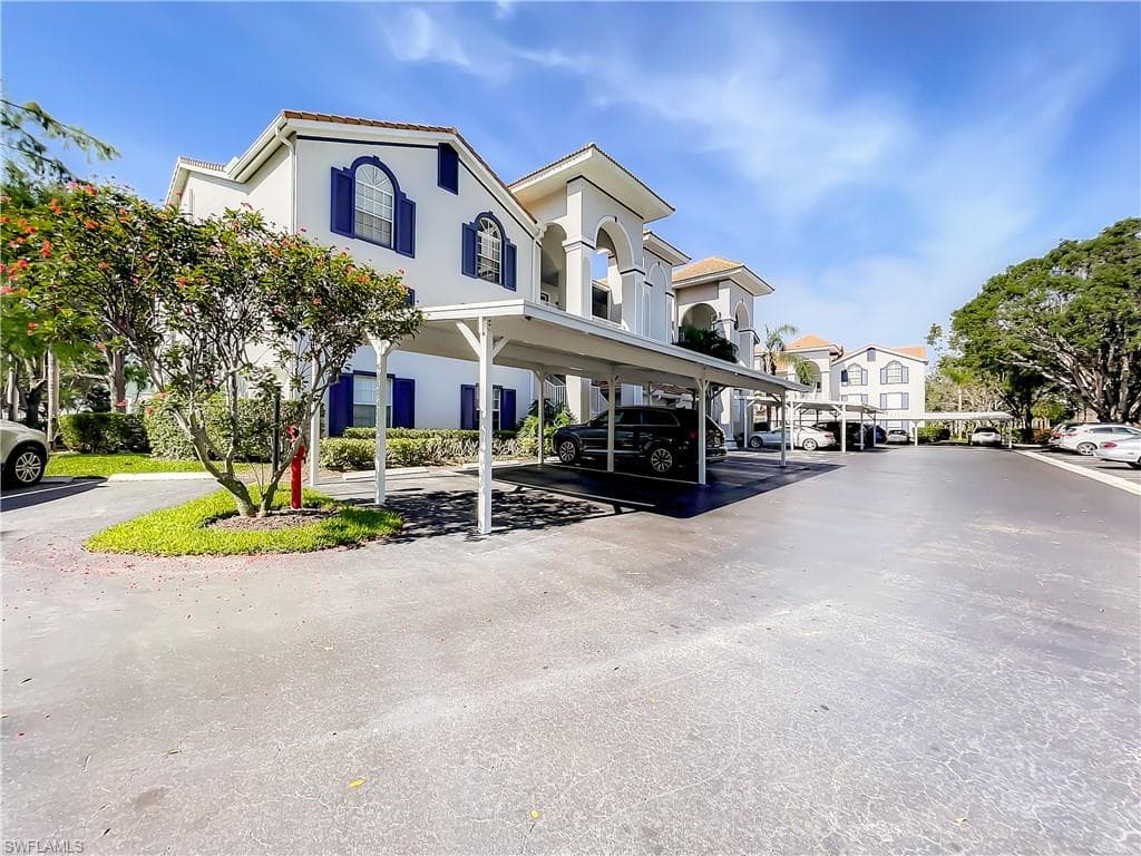 470 Bermuda Cove WAY # 303, NAPLES FL 34110-40