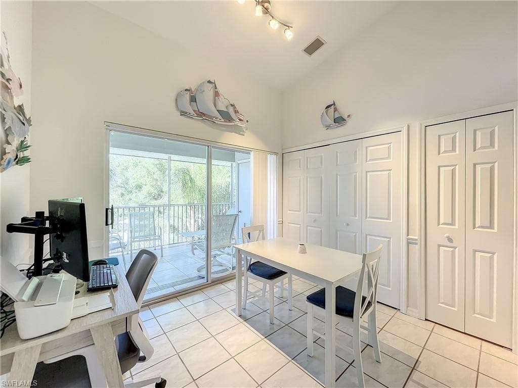 470 Bermuda Cove WAY # 303, NAPLES FL 34110-44