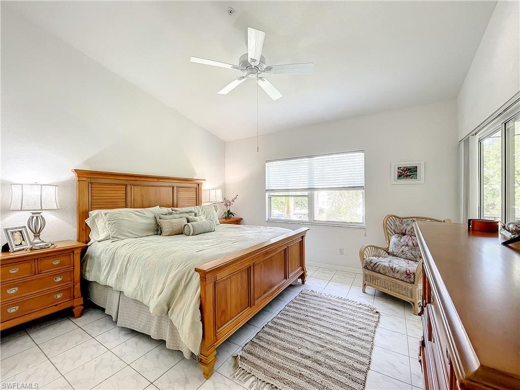 470 Bermuda Cove WAY # 303, NAPLES FL 34110-36