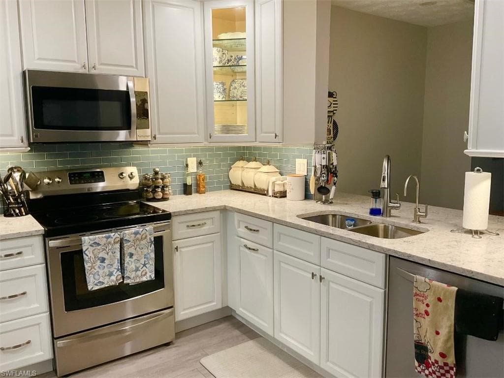 3708 SE 12th AVE # 201, CAPE CORAL FL 33904-4