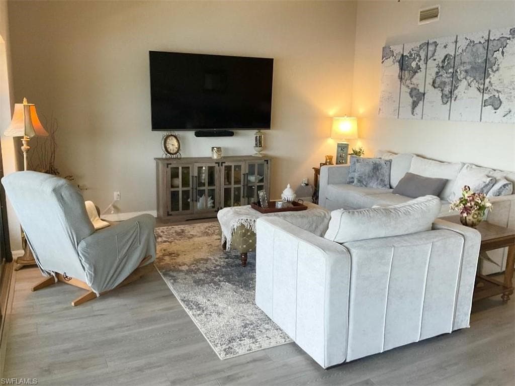 3708 SE 12th AVE # 201, CAPE CORAL FL 33904-9
