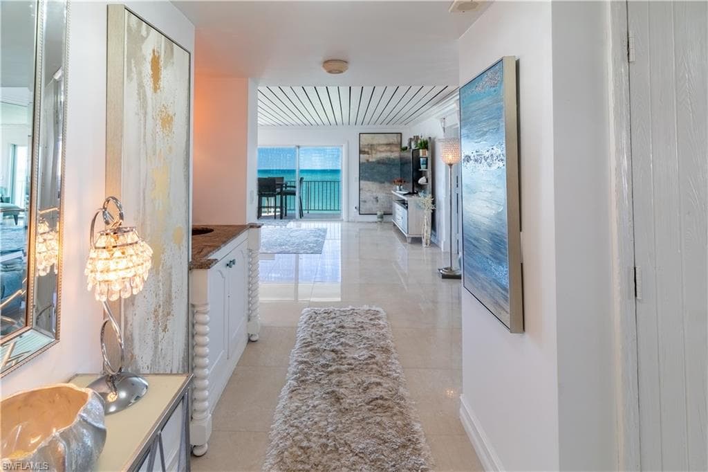 9051 Gulf Shore DR # 2, NAPLES FL 34108-1