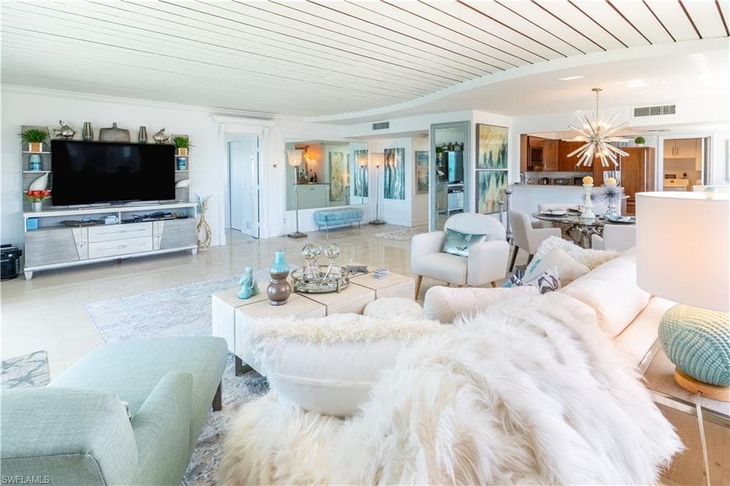 9051 Gulf Shore DR # 2, NAPLES FL 34108-9