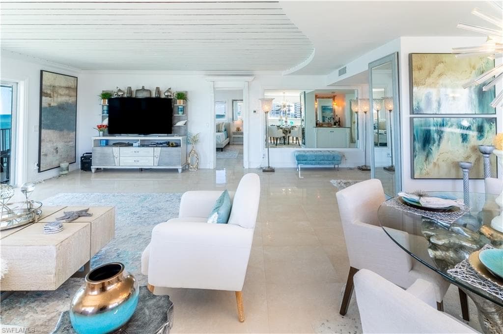 9051 Gulf Shore DR # 2, NAPLES FL 34108-10