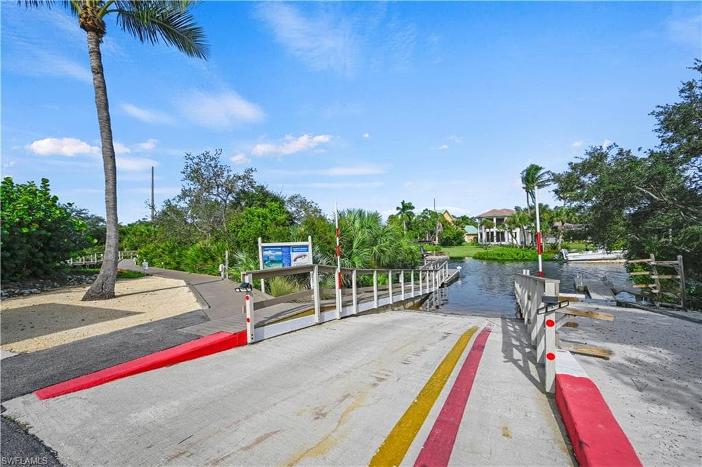 20940 Island Sound CIR # 105, ESTERO FL 33928-32