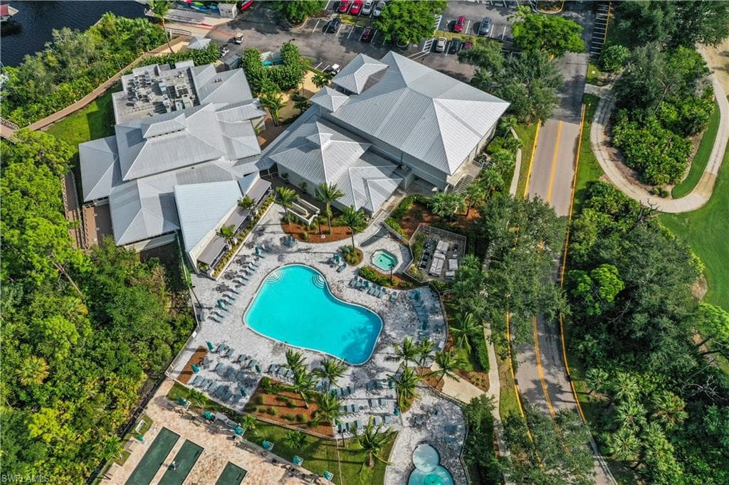 20940 Island Sound CIR # 105, ESTERO FL 33928-28