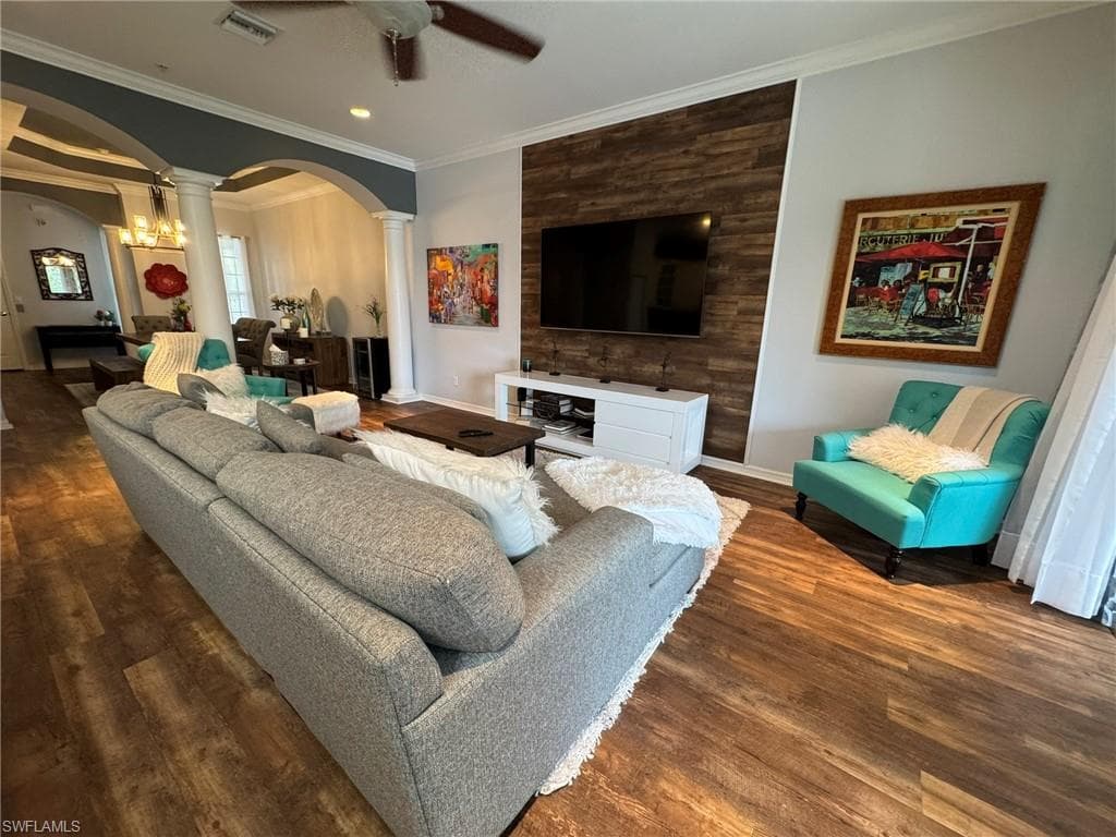 21524 Taft CT # 201, ESTERO FL 33928-5