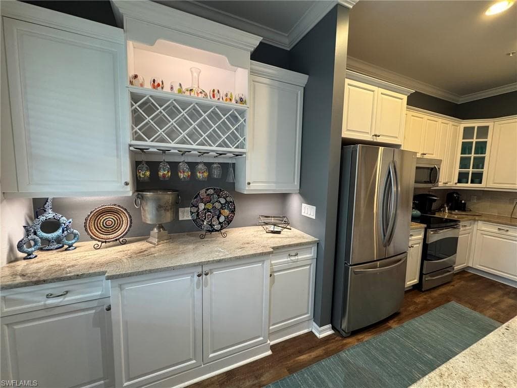 21524 Taft CT # 201, ESTERO FL 33928-3