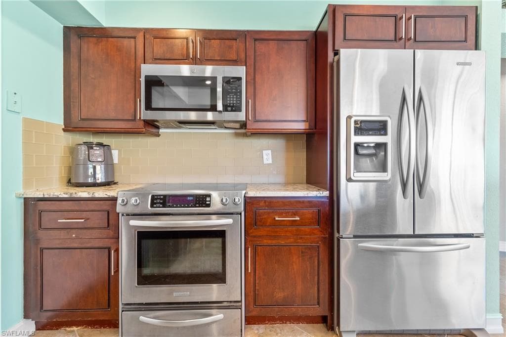 17750 Rebecca AVE, FORT MYERS BEACH FL 33931-6